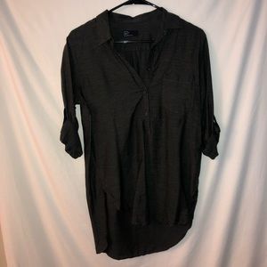 Brand Old Navy. Size Medium. Color Gray. Long Shirt
